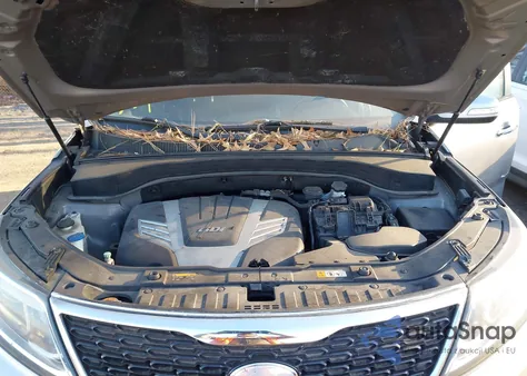 2015 Kia Sorento Ex V6 z USA, uszkodzony, nr VIN 5XYKU4A75FG550832